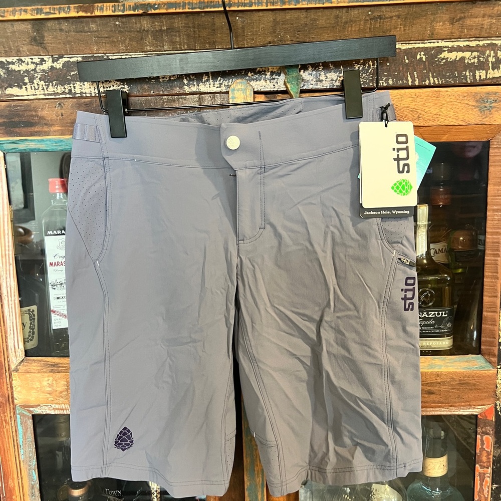 Stio OPR Women’s Storm Cloud Grey Shorts size 10, NWT